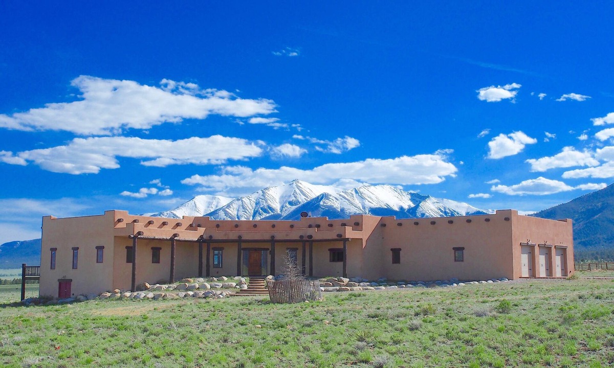 Buena Vista House | Dog Friendly 360° Views Large Patio
