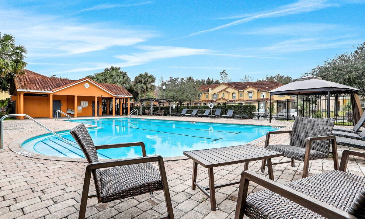 Crestwynd Bay House | Dog-friendly townhouse near Disney with outdoor pool, patio, streaming, W/D, AC