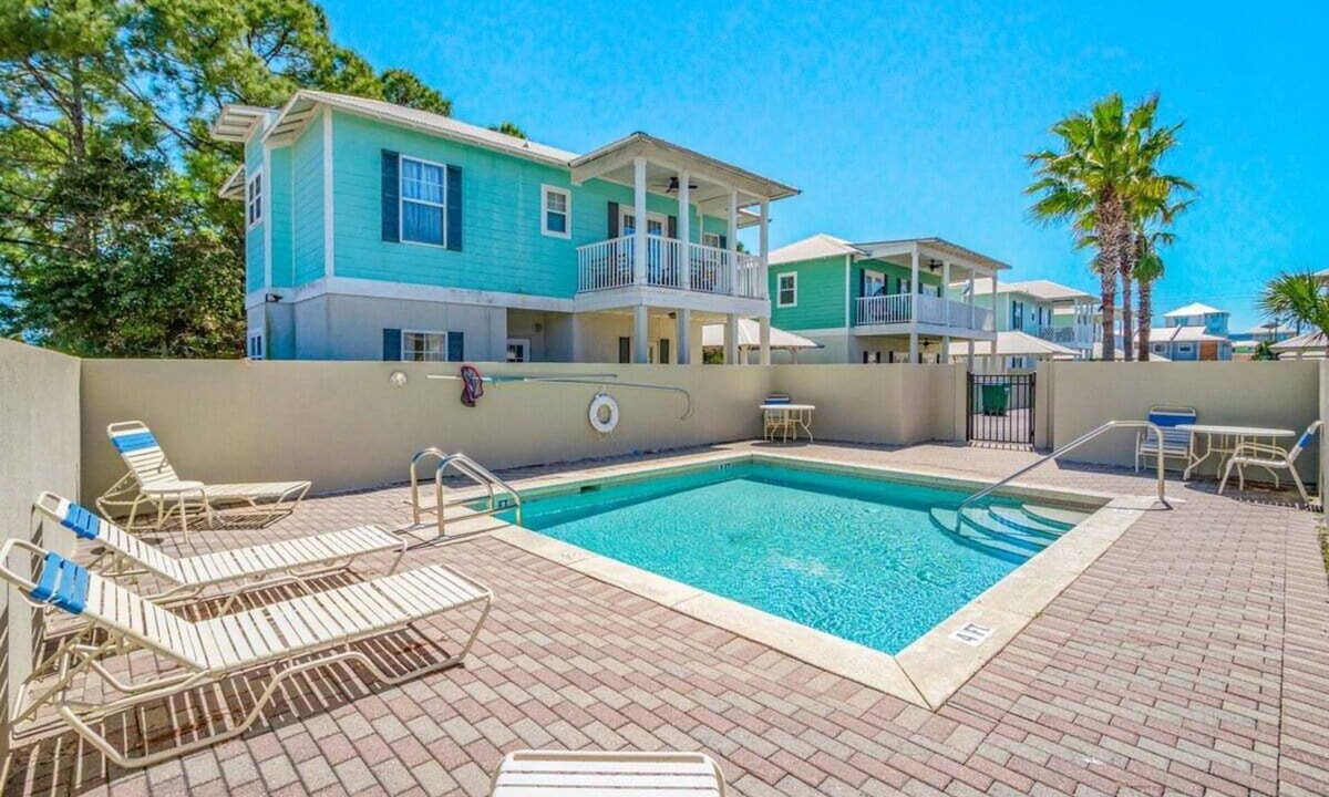 Bel Air House | Dog-Friendly 3BR Beach Retreat | Walk to Shore & Community Pool