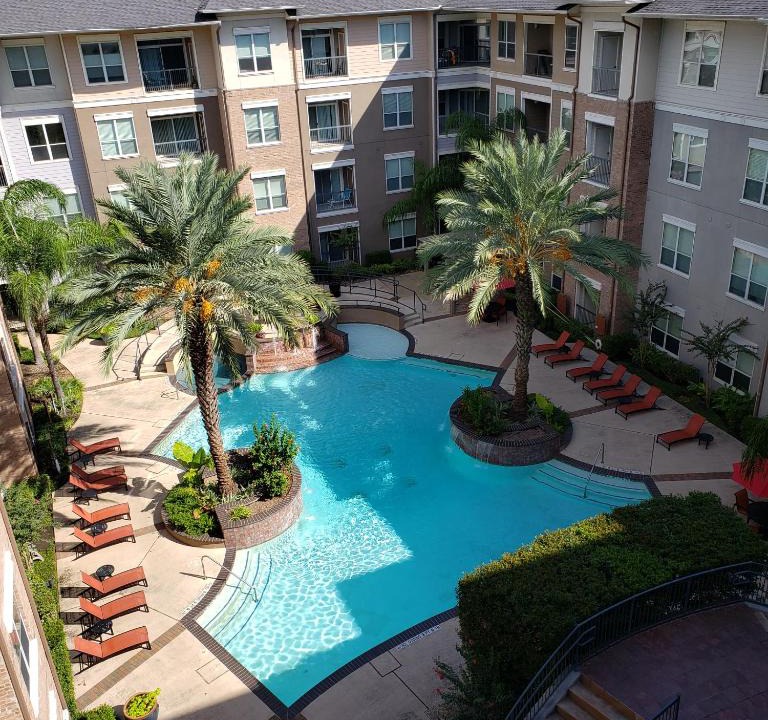 Texas Medical Center Apartment | Domain at Kirby