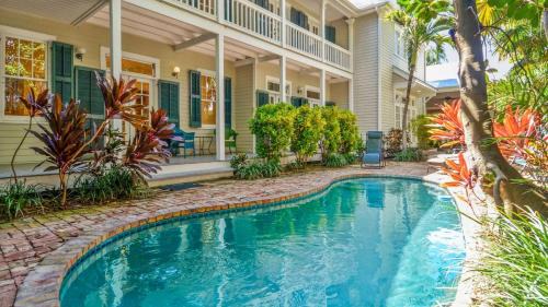 Bahama Village House | Easy Livin by AvantStay