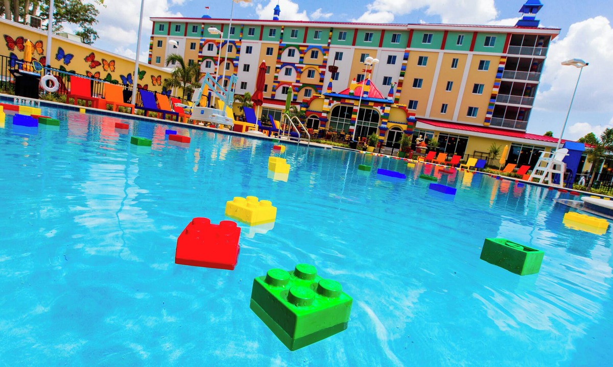 Cypress Gardens Hotel | Enchanting Room w/Lego Themes, Mini Golf & Outdoor Pool