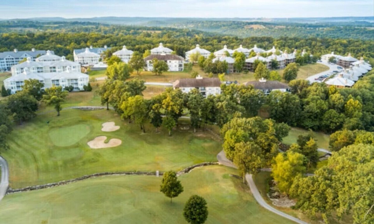 Branson Condo | Enjoy All Branson has to offer in this 2BD vacation condo perfect for families