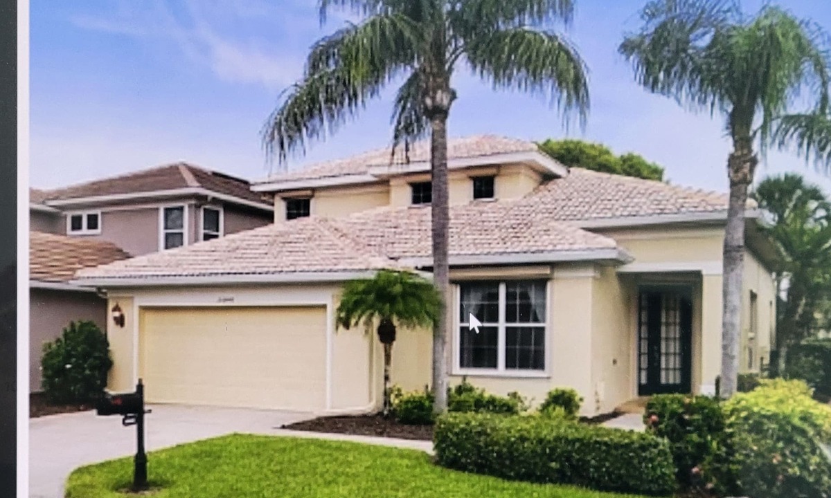 Estero House | Estero, FL Rookery Point-Beautiful Home 3 BR/2.5 BA Heated Pool MONTHLY RENTAL