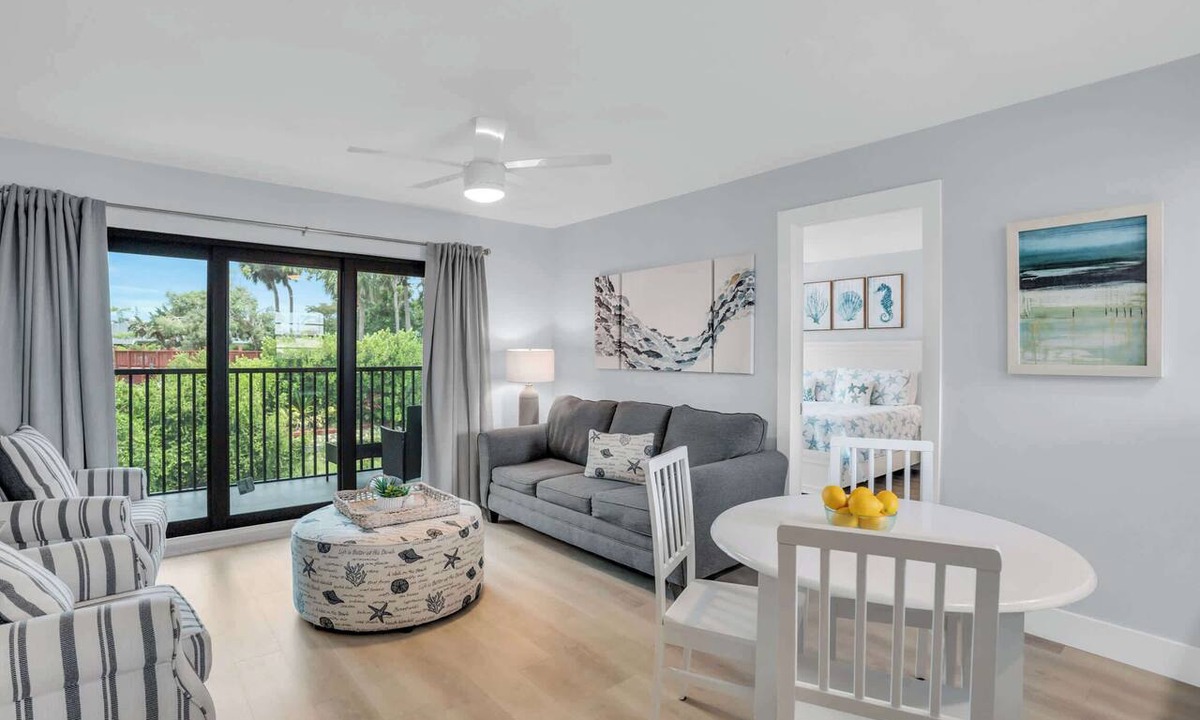 Park Shore Condo | F-237 - Deluxe Condo - Amazing Views and Sleeps 6