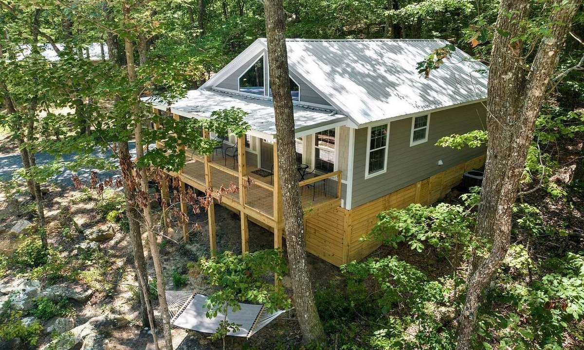 Fort Payne Cabin | Fantastic Peaceful Cabin in Fort Payne, Alabama