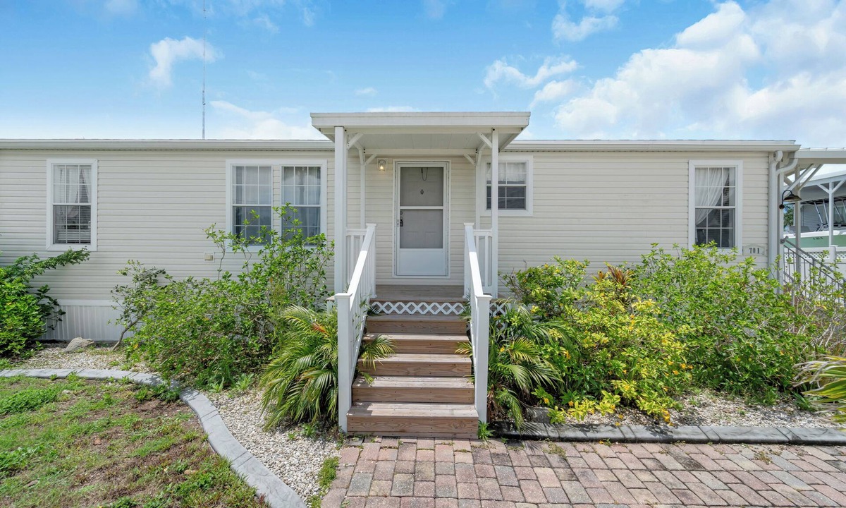 Charlotte Park House | Fish, Boat & Relax-Direct Access Canal Home Near Top Fishing Spots