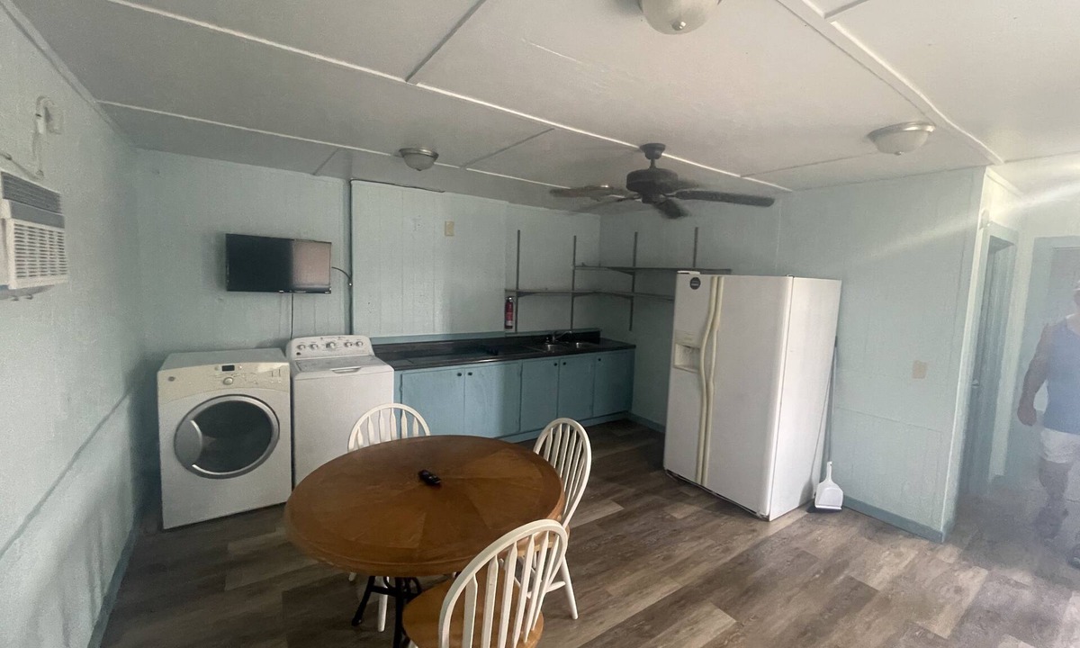 Port O Connor Cabin | Fishing Cabin 300’ from boat ramp