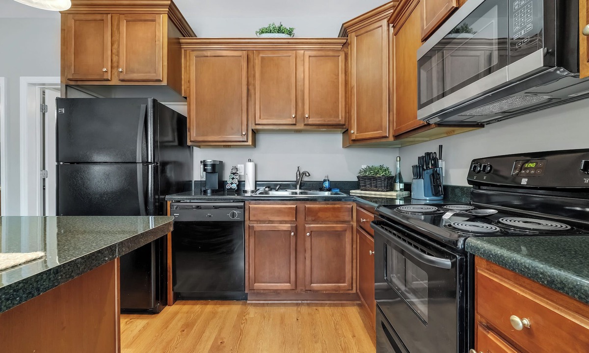 Tallahassee Apartment | FSU Home Base! Poolside Retreat 3 Mi to Campus