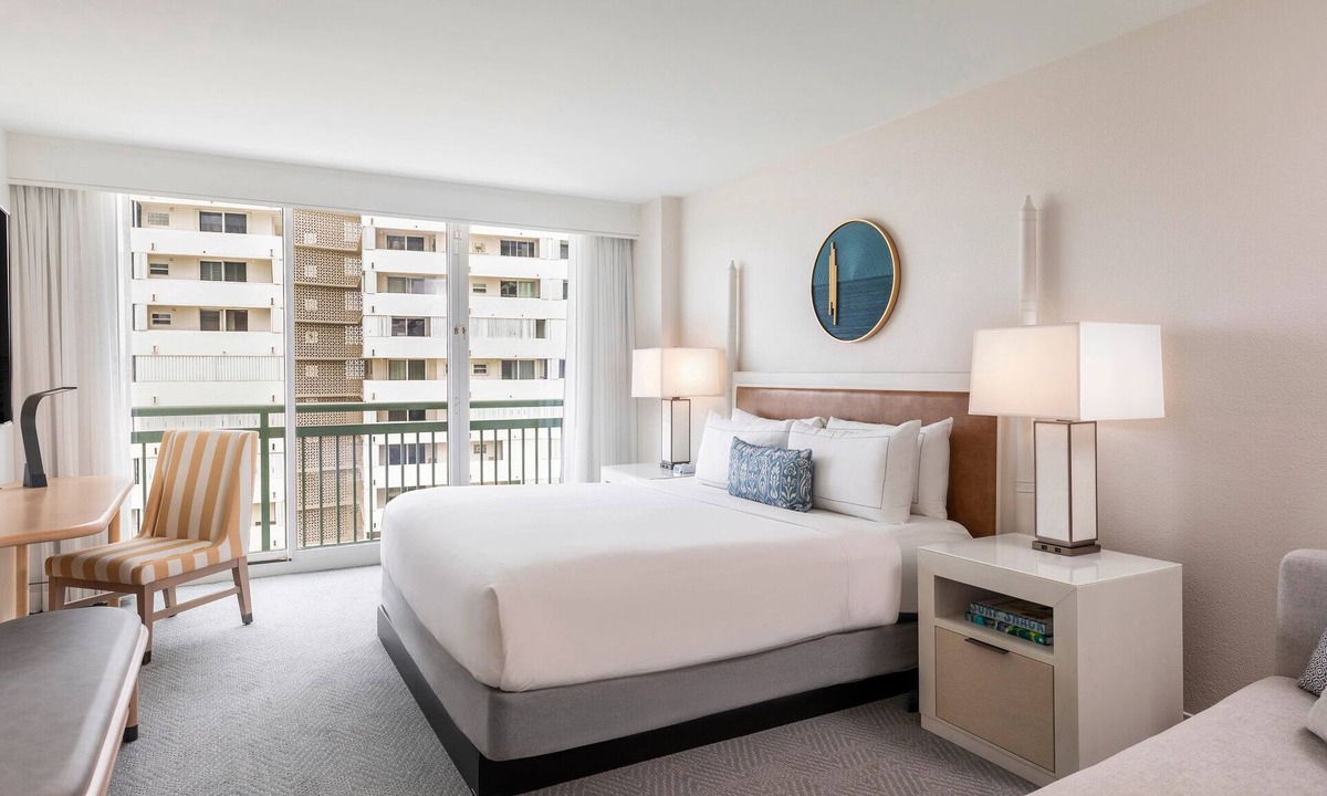 Singer Island Hotel | Get The View From The Balcony | Beach access