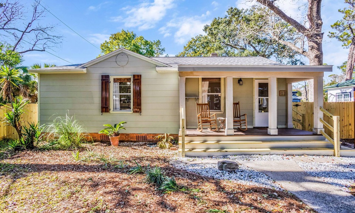 Navy Point House | Gilliland Road Navy Point Cottage