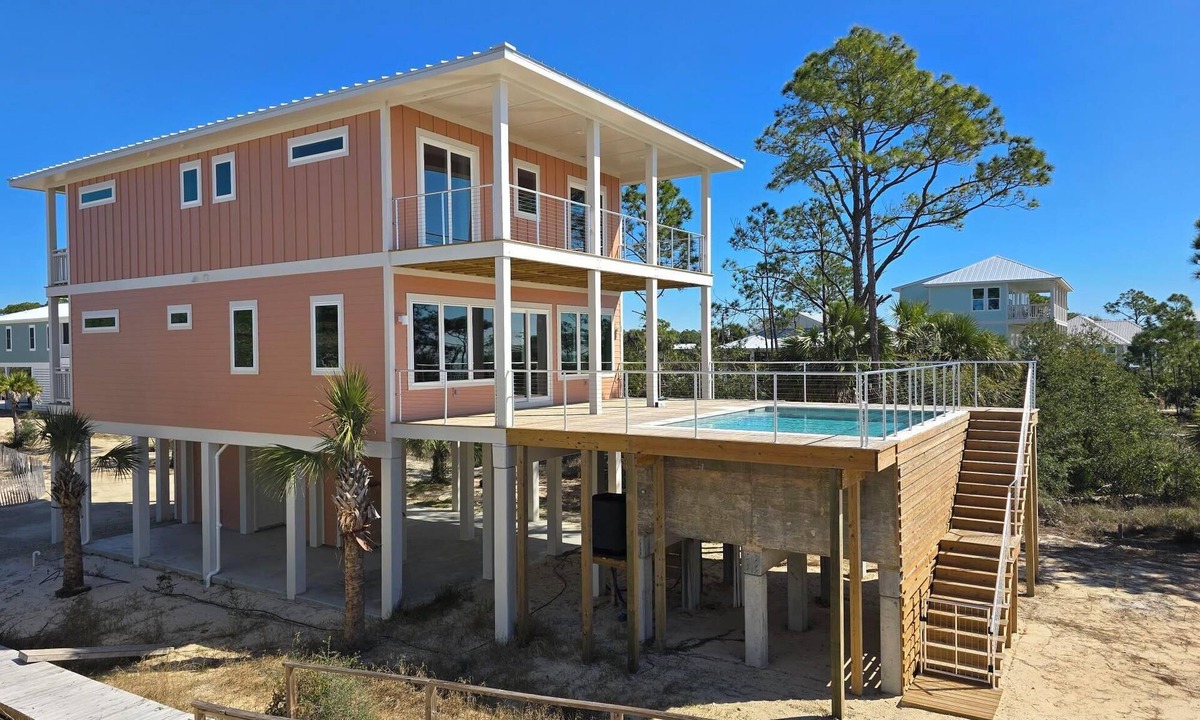 Indian Pass House | Goldenrod: 4th of July week now available as a Friday or Saturday check in!