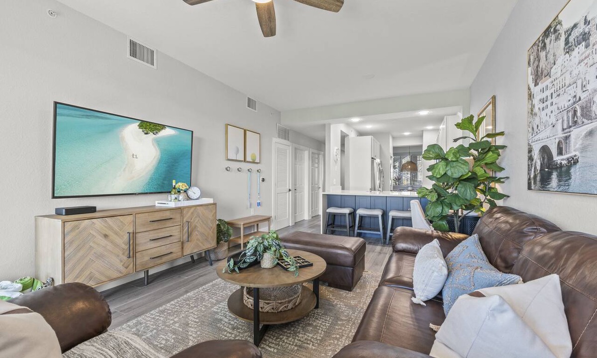 Naples Condo | Golf Condo @ Lely Naples. Free Rounds + Pool. No Resort Fee. 5th Ave & Beach