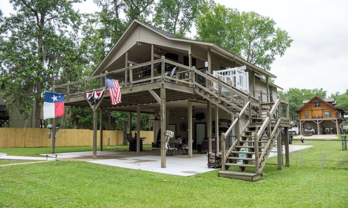 Karnack House | “Good times” at Caddo lake.