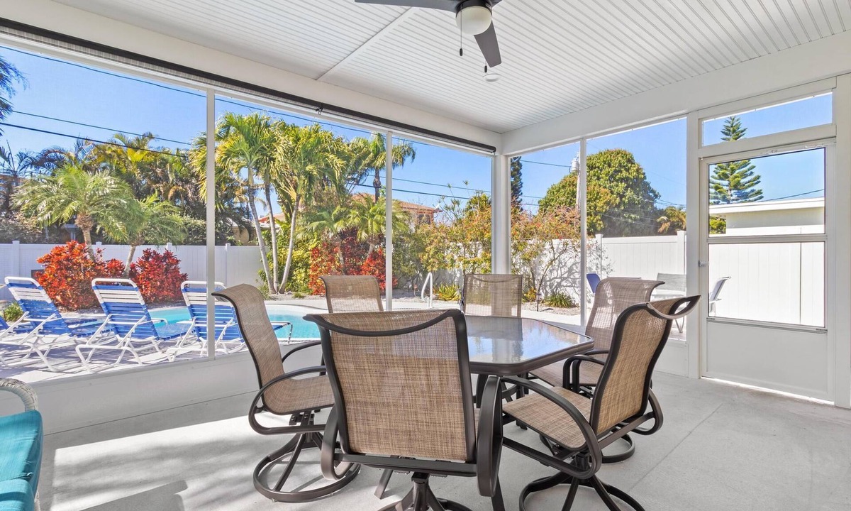Bay Esplanade House | Gorgeous MARGARITAVILLE Pool Home/ClearwaterBeach-Huge discounts 6+ nites July