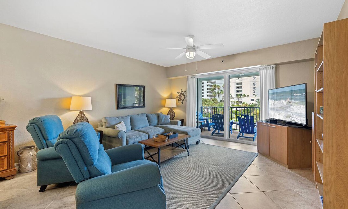 New Smyrna Beach Condo | ☀️Gorgeous, Spacious Condo-Oceanwalk 13-303☀️