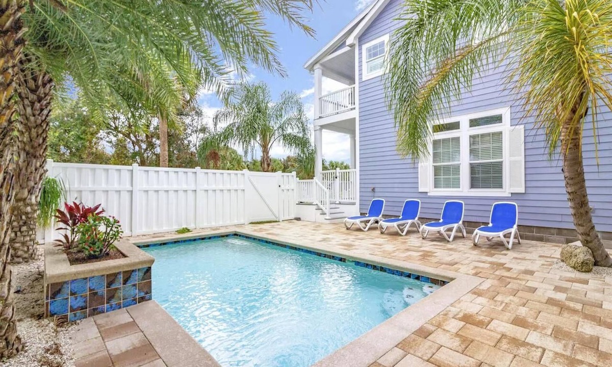 Coquina Gables House | Great Beach Location ~ Pool ~ Professionally Decorated ~ Steps to the Beach!