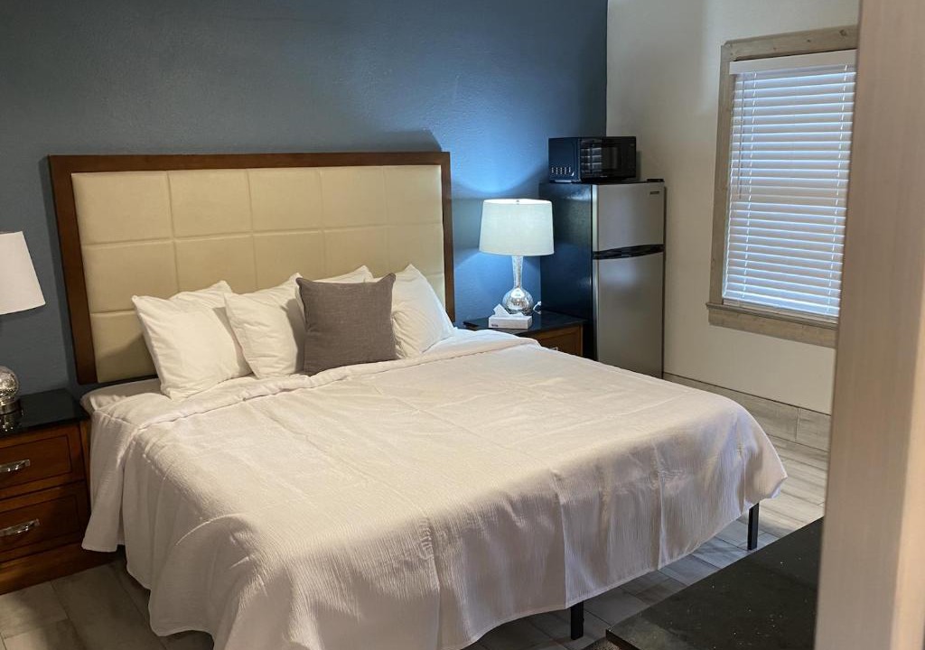 Pensacola Hotel | Gulf Coast Inn