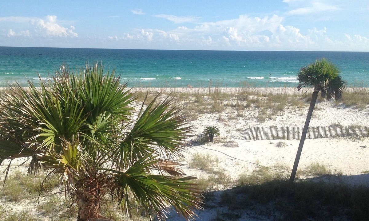 Villa Primera House | GULF FRONT PENSACOLA BEACH 4BD/3BA HEATED POOL PET FRIENDLY