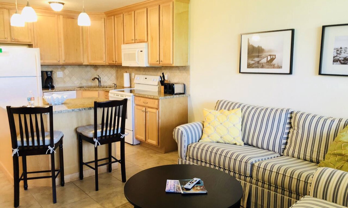 Fort Pierce Condo | GV 5212 Golf Course View Condo-Paradise Vacation Rental in Ocean Village