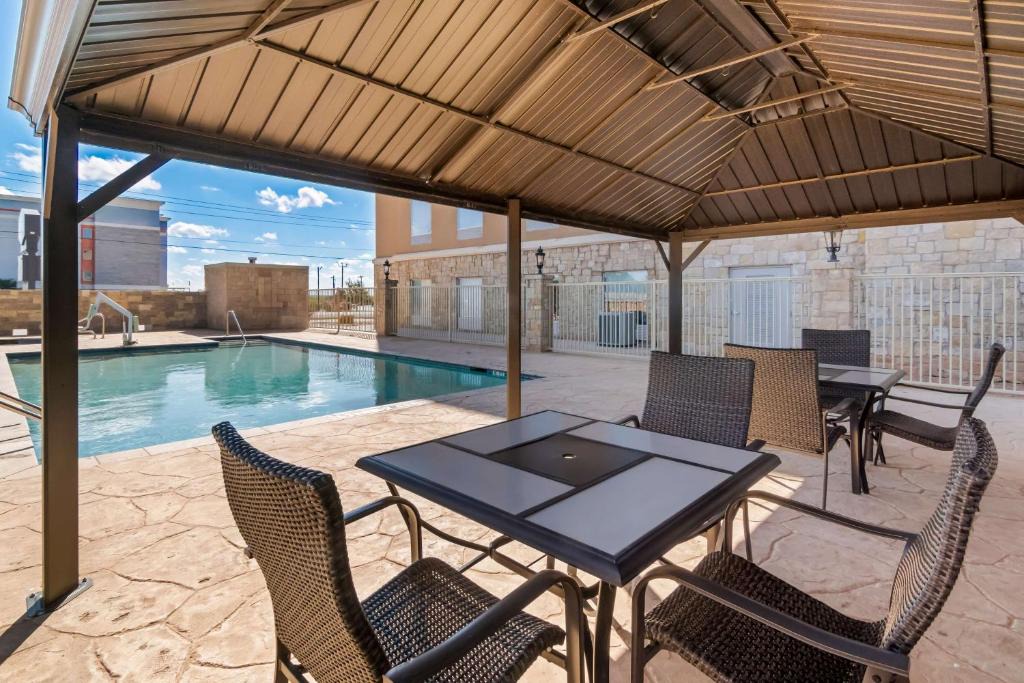 Abilene Hotel | Hampton Inn & Suites Abilene I-20