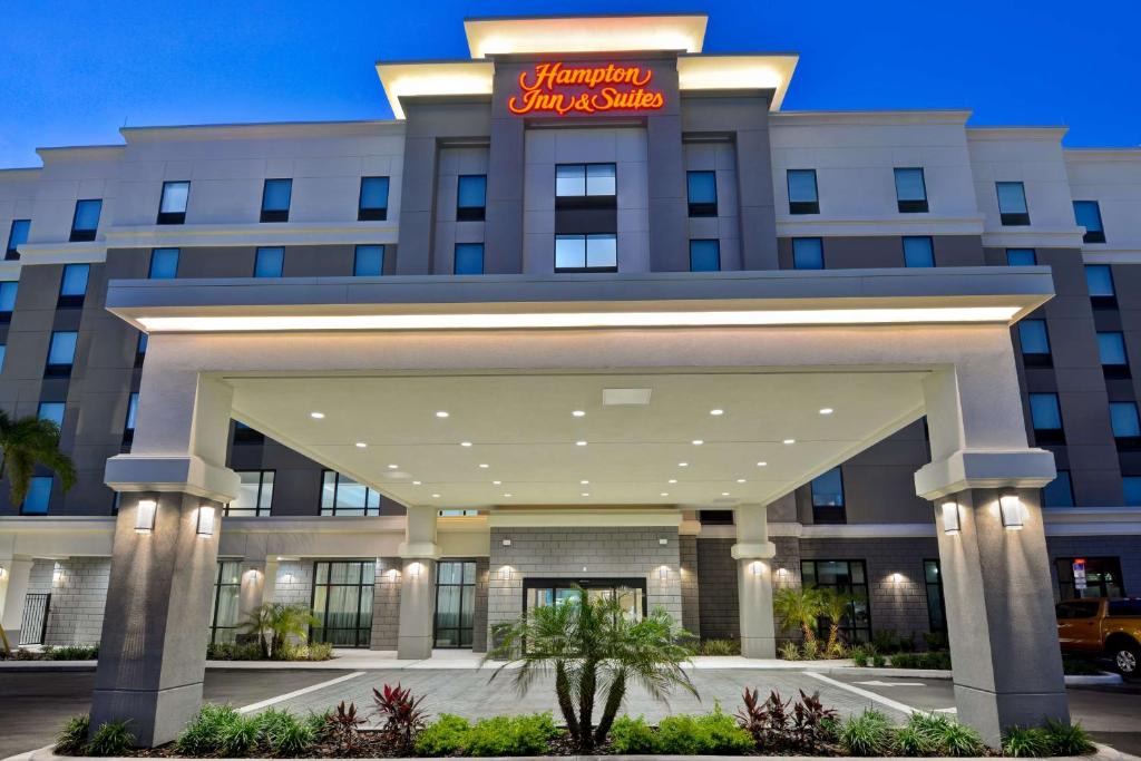 Tampa Hotel | Hampton Inn & Suites Tampa Riverview Brandon