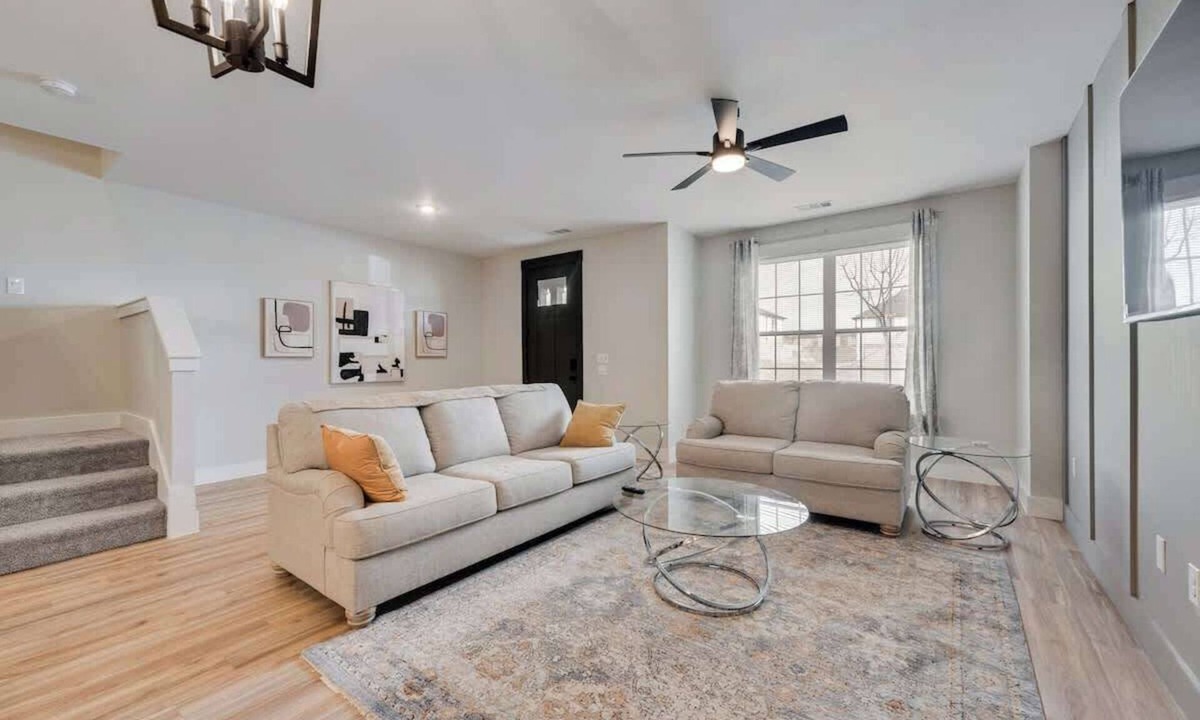 Princeton Condo | Haven II Charming, Cozy getaway,Pool, WIFI