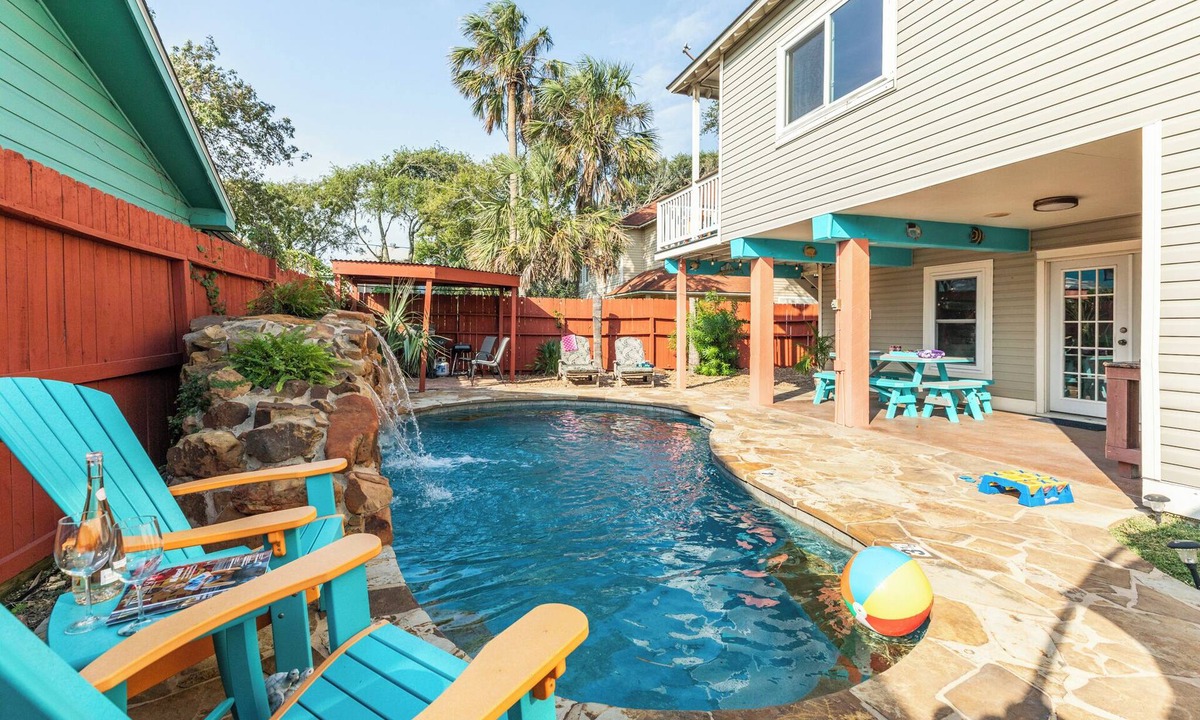 Galveston House | Heated Pool Oasis * Steps to Beach * Game Room Fun