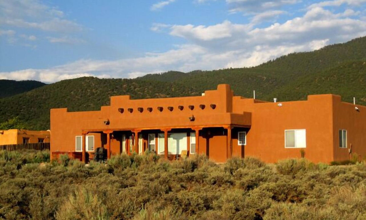 Taos House | Heathers Hacienda 3 360 Views Hot Tub AC