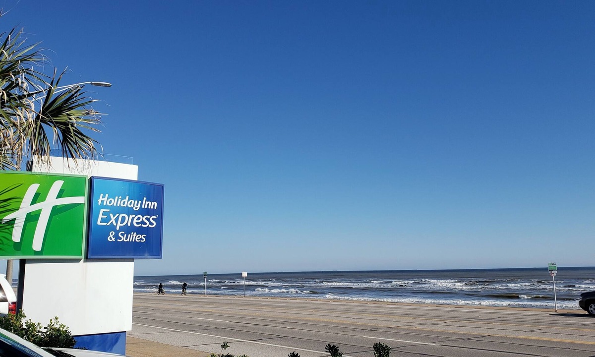 Galveston Hotel | Holiday Inn Express & Suites Galveston West-Seawall