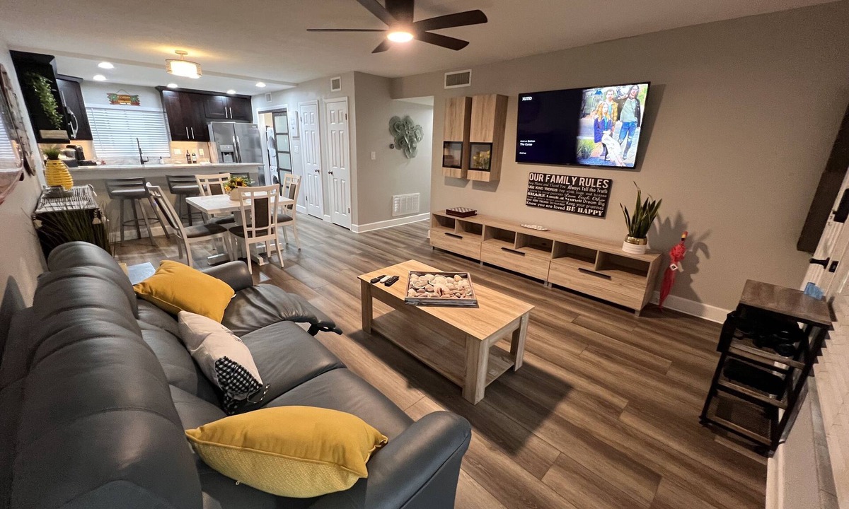 Island Estate Apartment | Home away from home