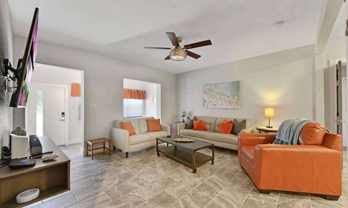 South Corals House | Home w/pool By Dream Vacation OP Cabana