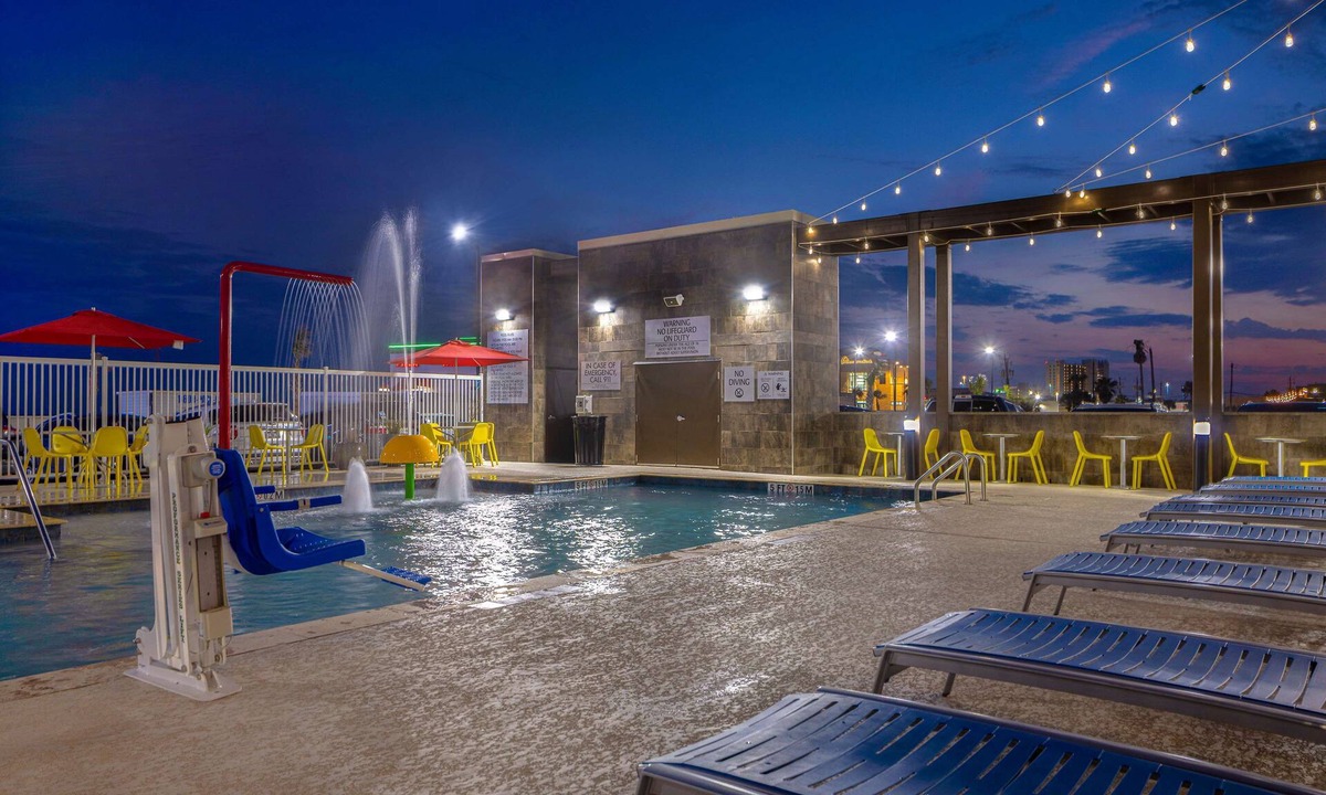Galveston Hotel | Home2 Suites By Hilton Galveston