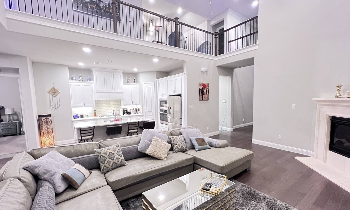 Irving House | House with a Theater, Game Room and Fireplace!