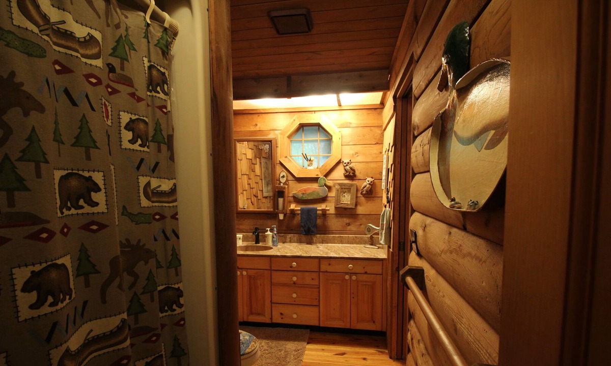 Brooksville Cabin | Hunter Log Cabin