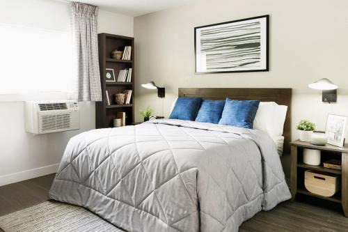 Snellville Hotel | InTown Suites Extended Stay Atlanta GA - Lilburn