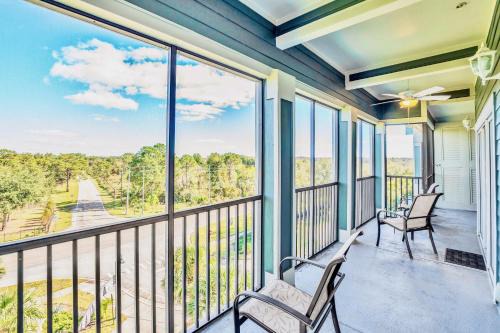 West Kissimmee House | Inviting 3BR Condo with Private Patio - Near Disney