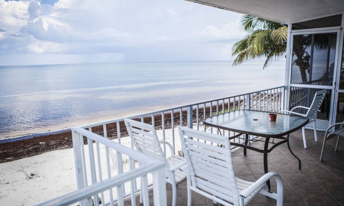 Lower Matecumbe Beach House | Islamorada Beach Home directly ON the beach