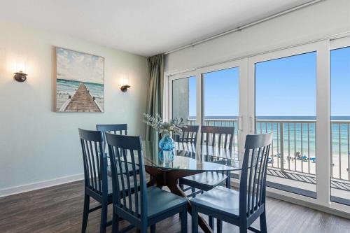 Fort Walton Beach House | Islander W 601 Beachfront resort condo with pool beach access BBQ area gym