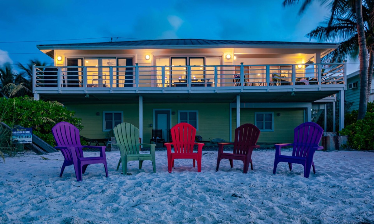 Anna Maria House | JULY, AUG. SPECIALS ,BEACHFRONT, PRIVATE BEACH ON THE WATERFRONT, Bring your Dog