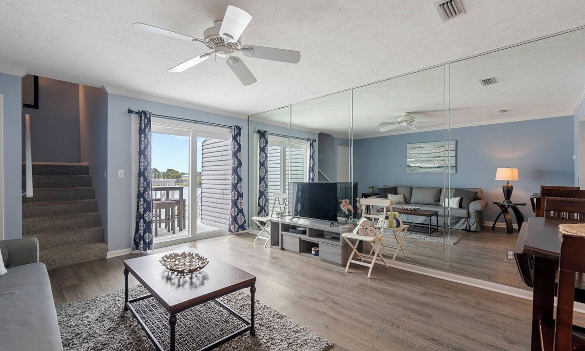 El Centro Beach Condo | July Dates Available! Quick Walk to Beach! Perfect for Families!