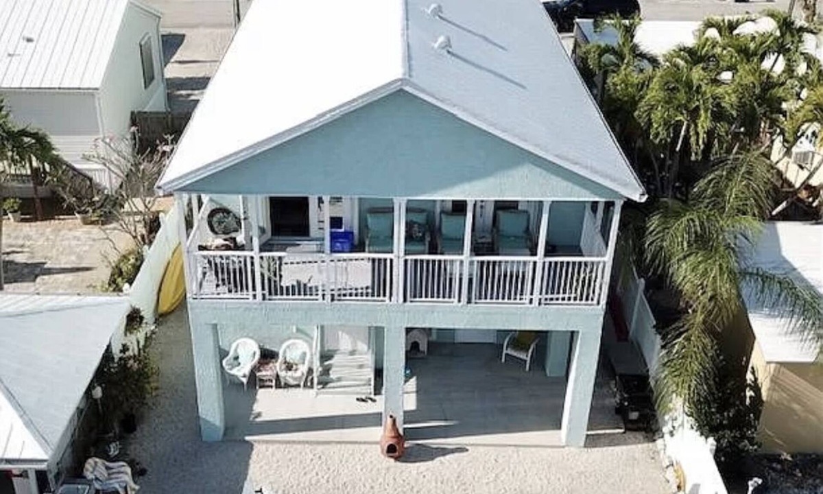 Anglers Park House | Key Largo large 4/3 Waterfront home access to the Bay