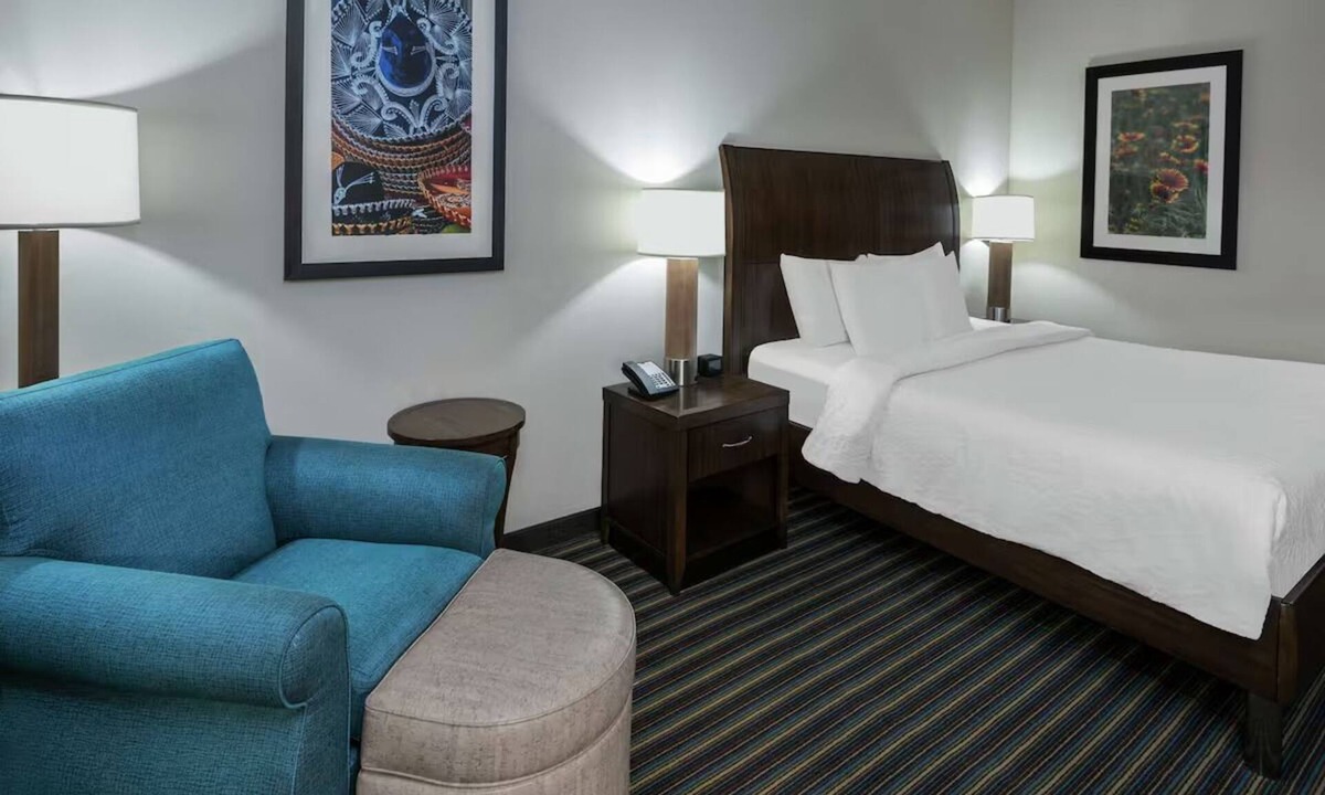 Far North Central Hotel | King Room Made for Restful Comfort - Your Weekend Adventure Awaits!