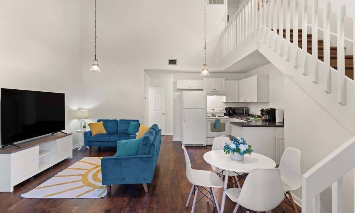Kingsland Condo | Kingsland Hideaway - Pet Friendly