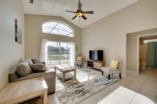 Seasons House | Kissimmee Getaway w/Pool ~ 7 Mi to Disney!
