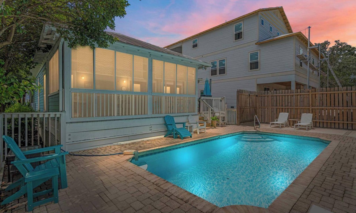 Crystal Beach House | Koko Palms Home with Pool, Carriage House & Cart