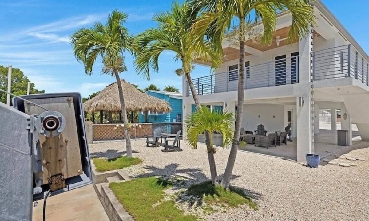 Twin Lakes House | La Fuentes