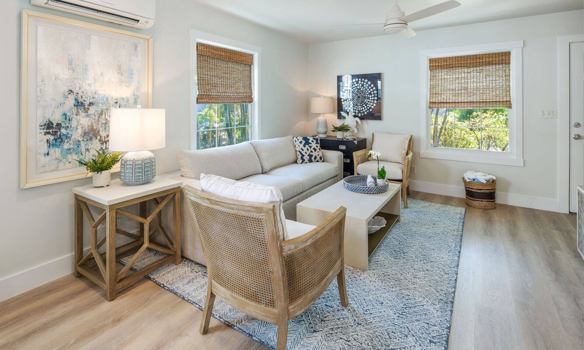 Old Town Condo | ~LA MAISONNETTE~ Gated condominium 1 block from the allure of Duval Street.