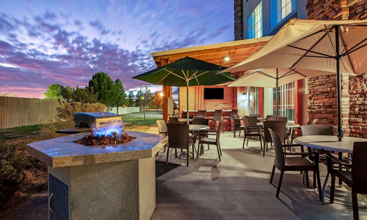 Pecos Hotel | La Quinta Inn & Suites by Wyndham Pecos