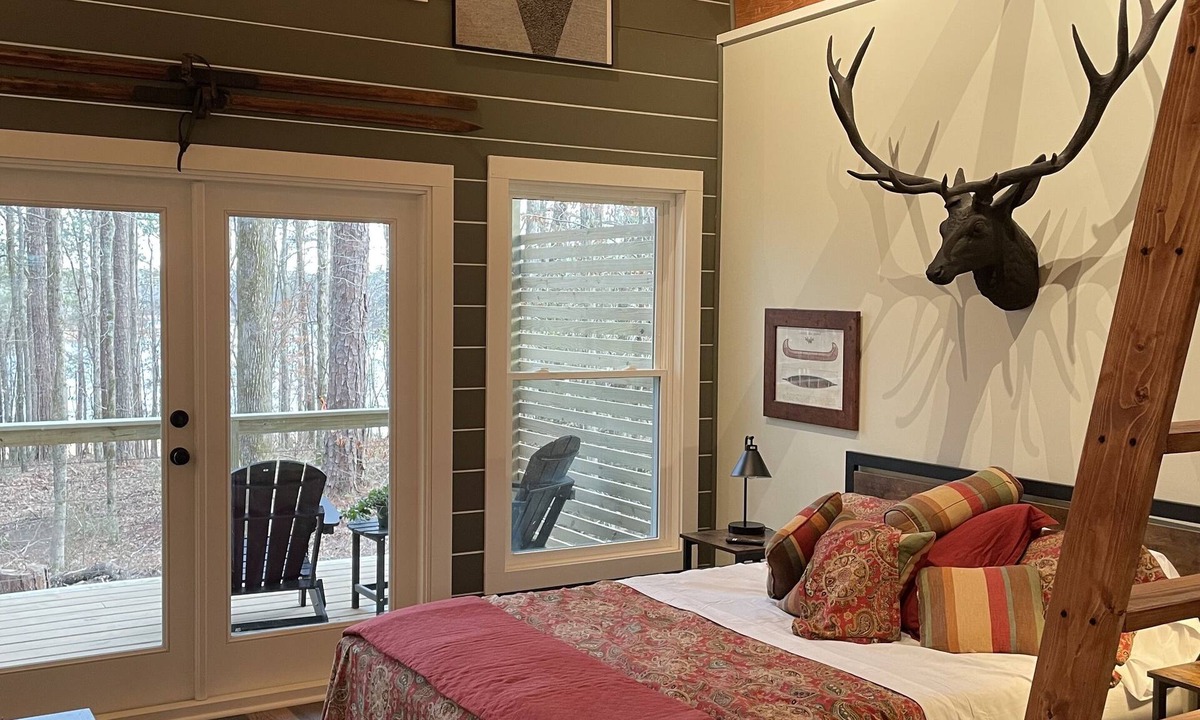 Five Points House | Lake Front! dock/kayaks/fire pit! This is the smaller of two cabins on property.